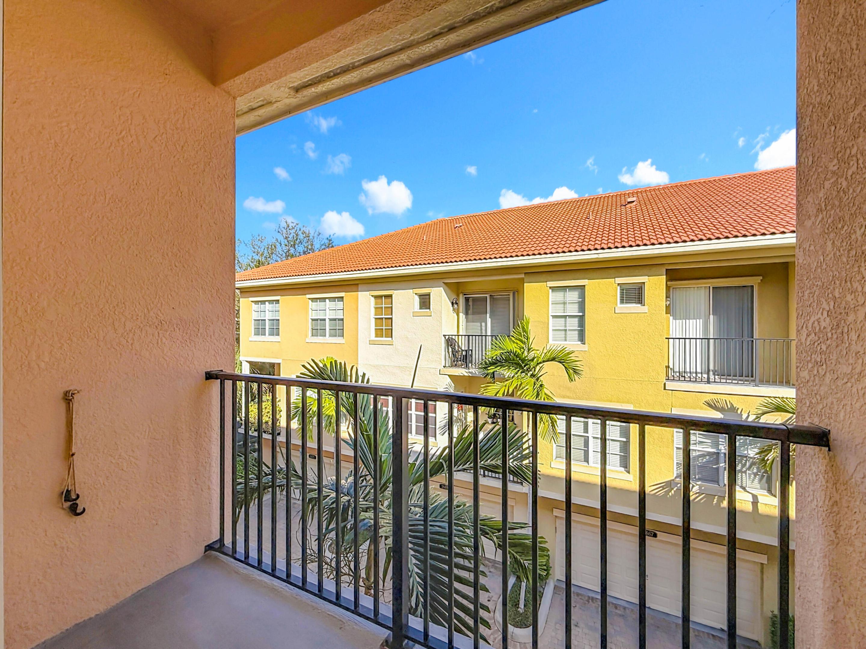 2724 Ravella, Palm Beach Gardens FL 33410
