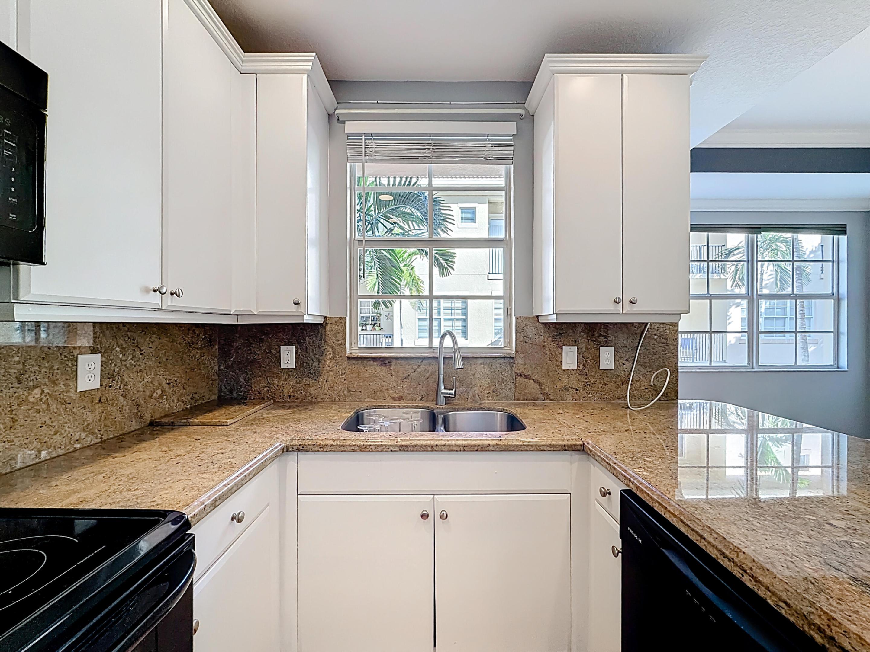 2724 Ravella, Palm Beach Gardens FL 33410