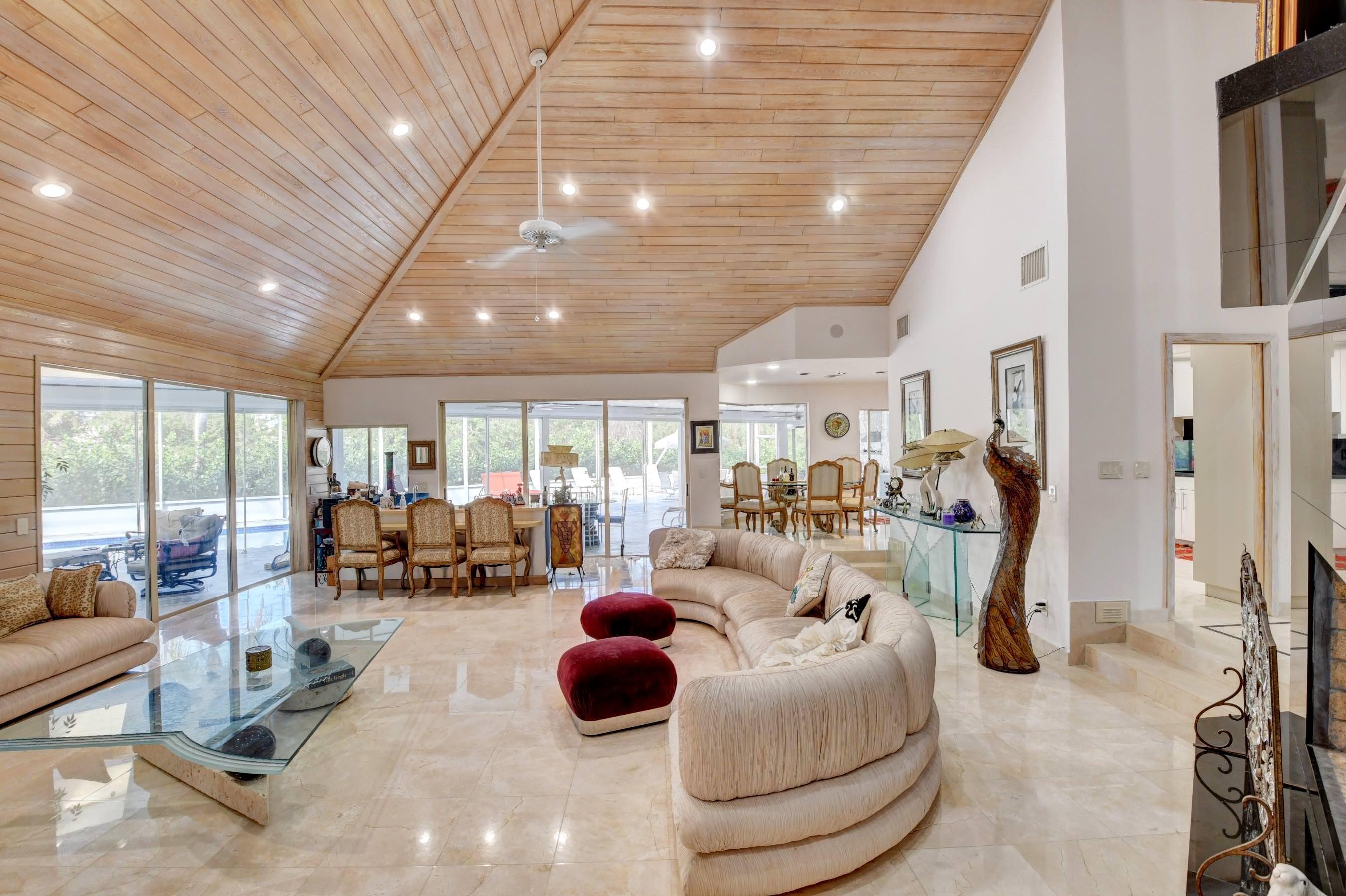 56 Northwoods, Boynton Beach FL 33436