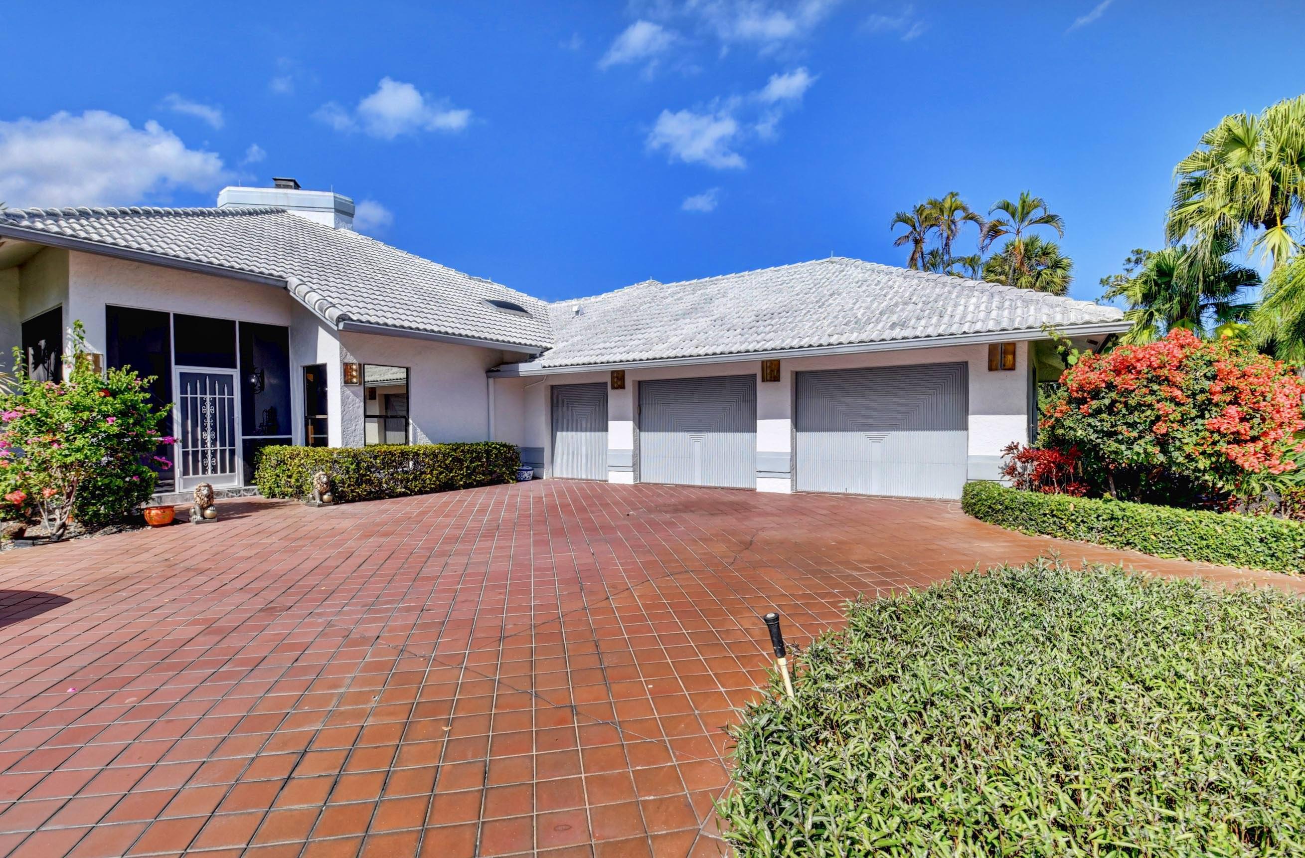 56 Northwoods, Boynton Beach FL 33436