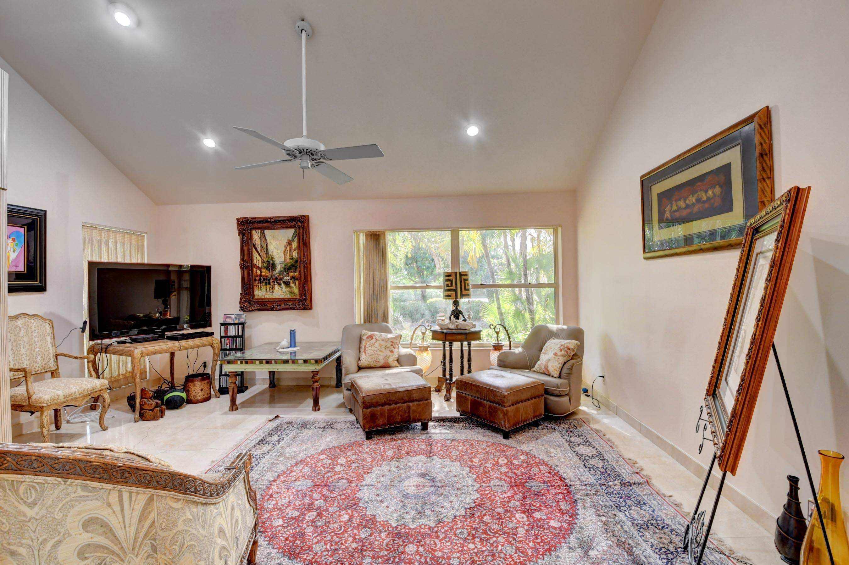 56 Northwoods, Boynton Beach FL 33436