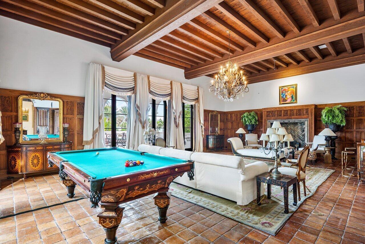 12 Lagomar, Palm Beach FL 33480