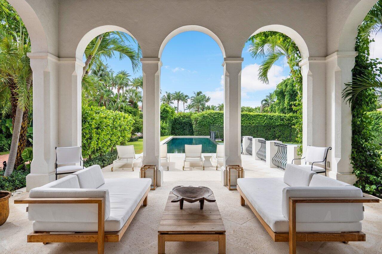 12 Lagomar, Palm Beach FL 33480