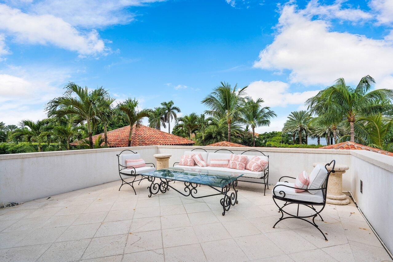 12 Lagomar, Palm Beach FL 33480