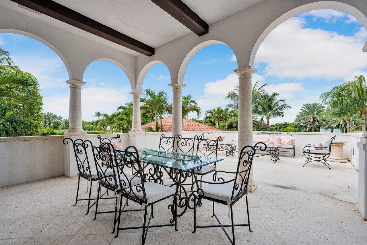 12 Lagomar, Palm Beach FL 33480
