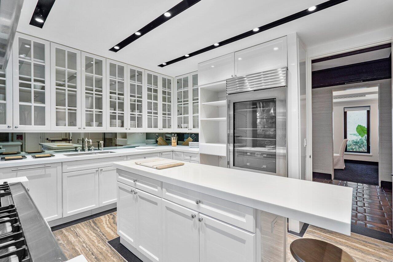 12 Lagomar, Palm Beach FL 33480