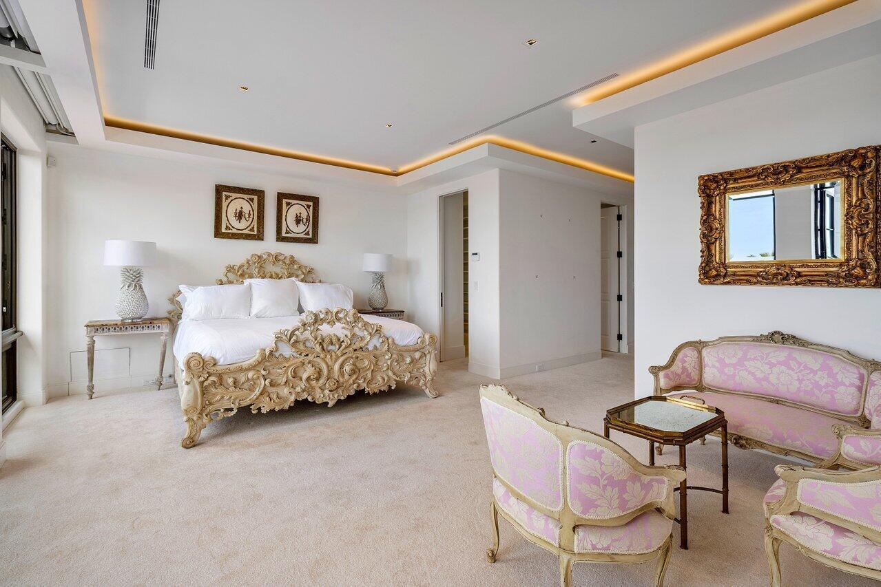 12 Lagomar, Palm Beach FL 33480