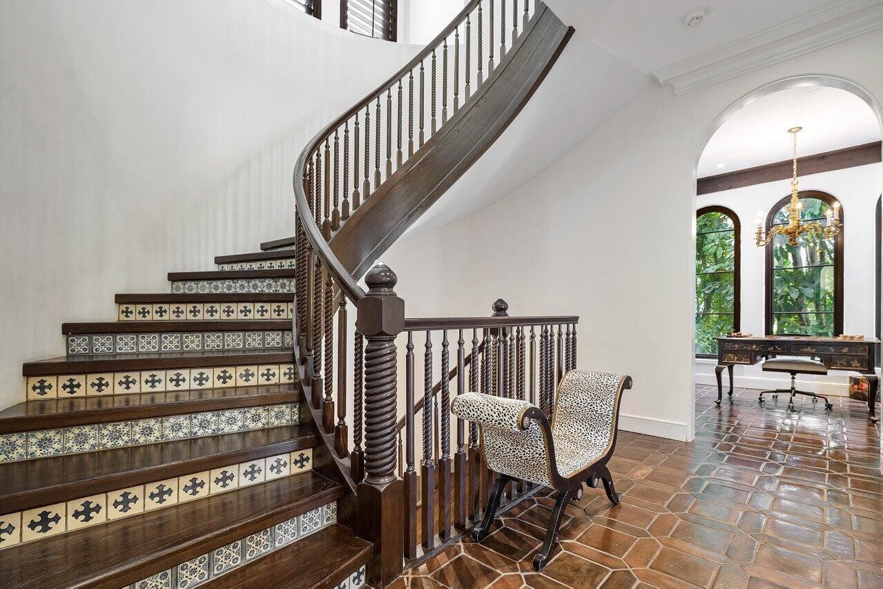 12 Lagomar, Palm Beach FL 33480