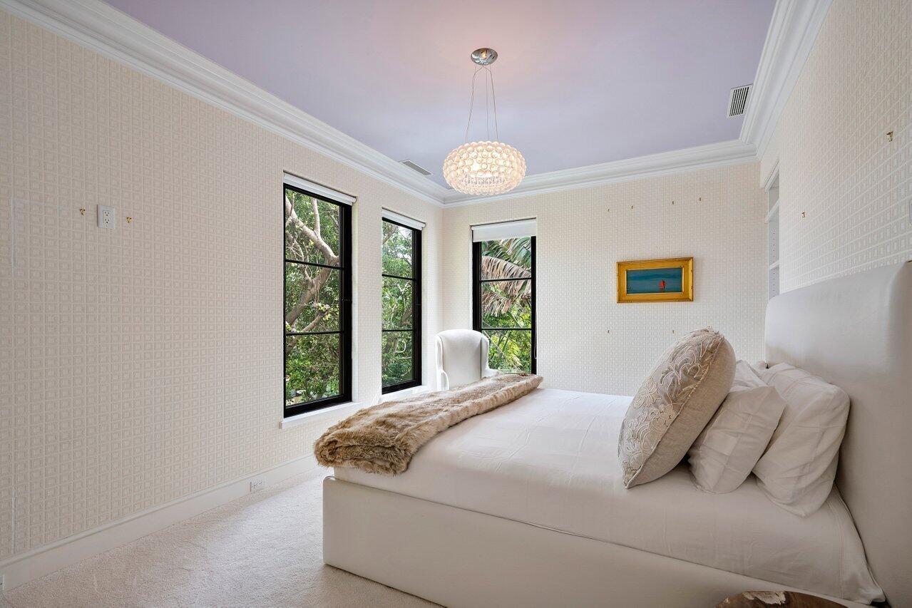 12 Lagomar, Palm Beach FL 33480