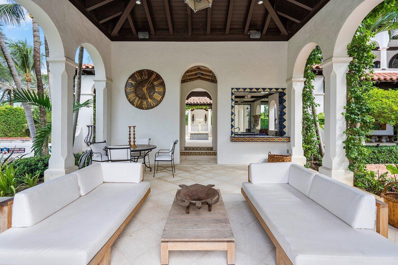 12 Lagomar, Palm Beach FL 33480