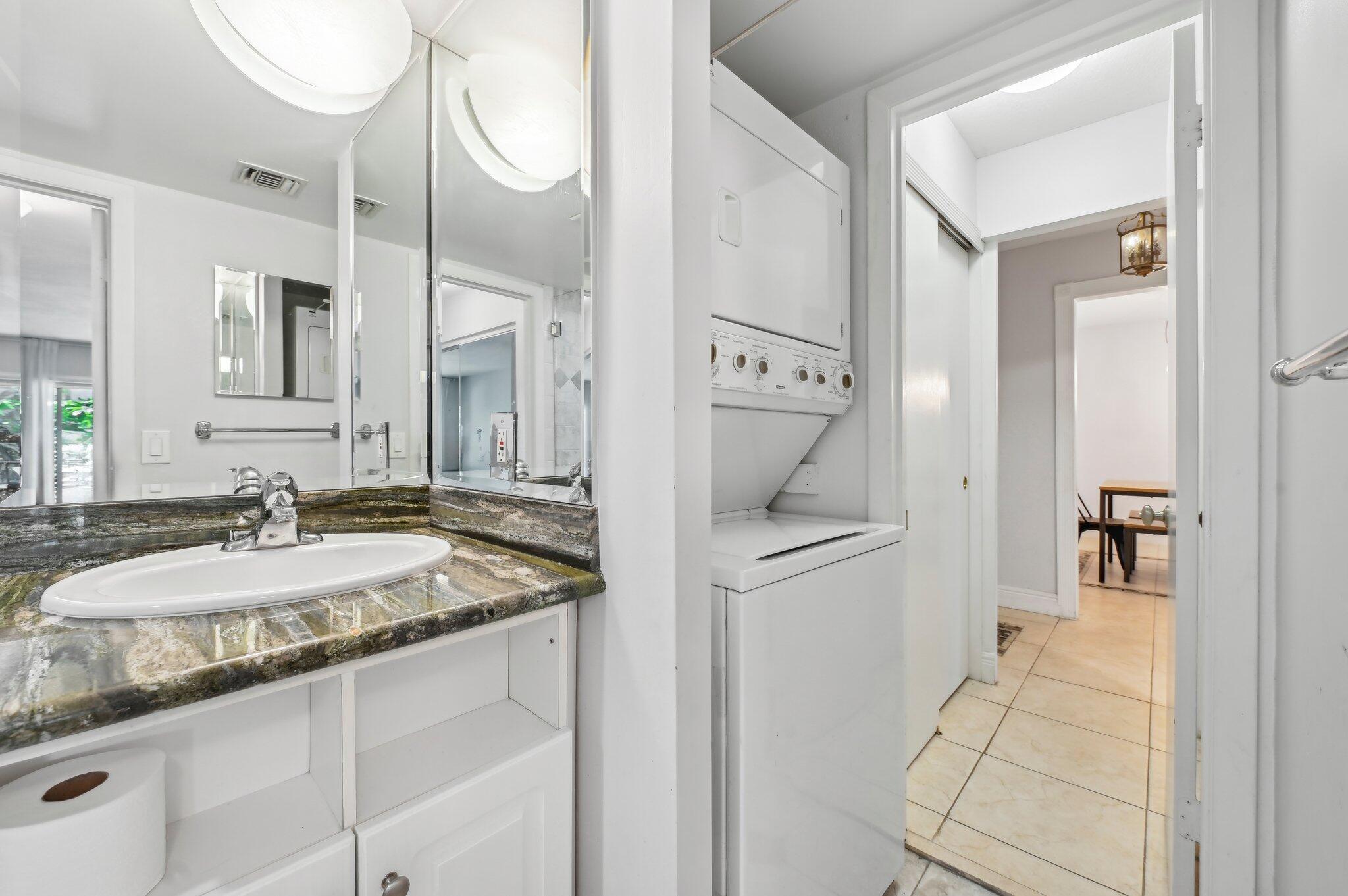 3909 N Ocean #215, Fort Lauderdale FL 33308