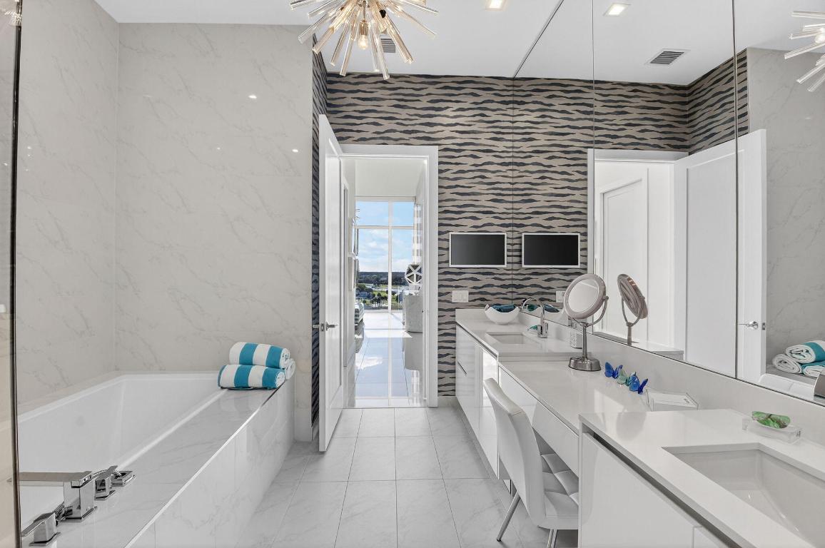 20155 Boca West #Ph-b904, Boca Raton FL 33434