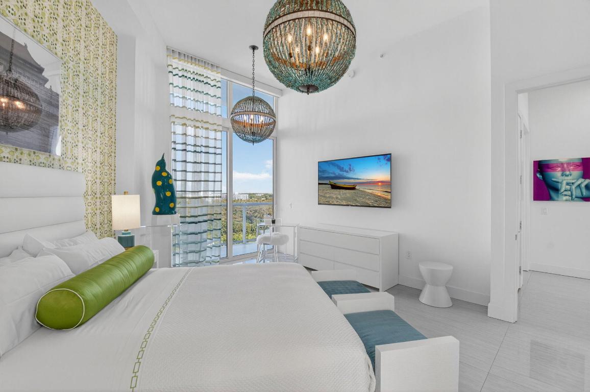 20155 Boca West #Ph-b904, Boca Raton FL 33434