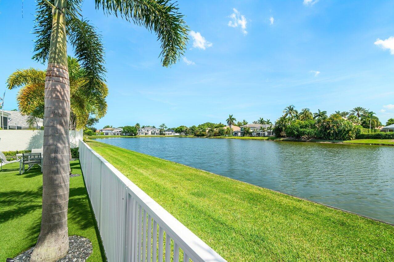 3506 NW Clubside, Boca Raton FL 33496