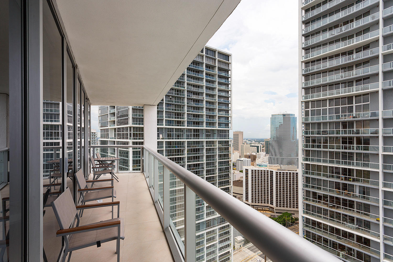 495 Brickell #4010, Miami FL 33131