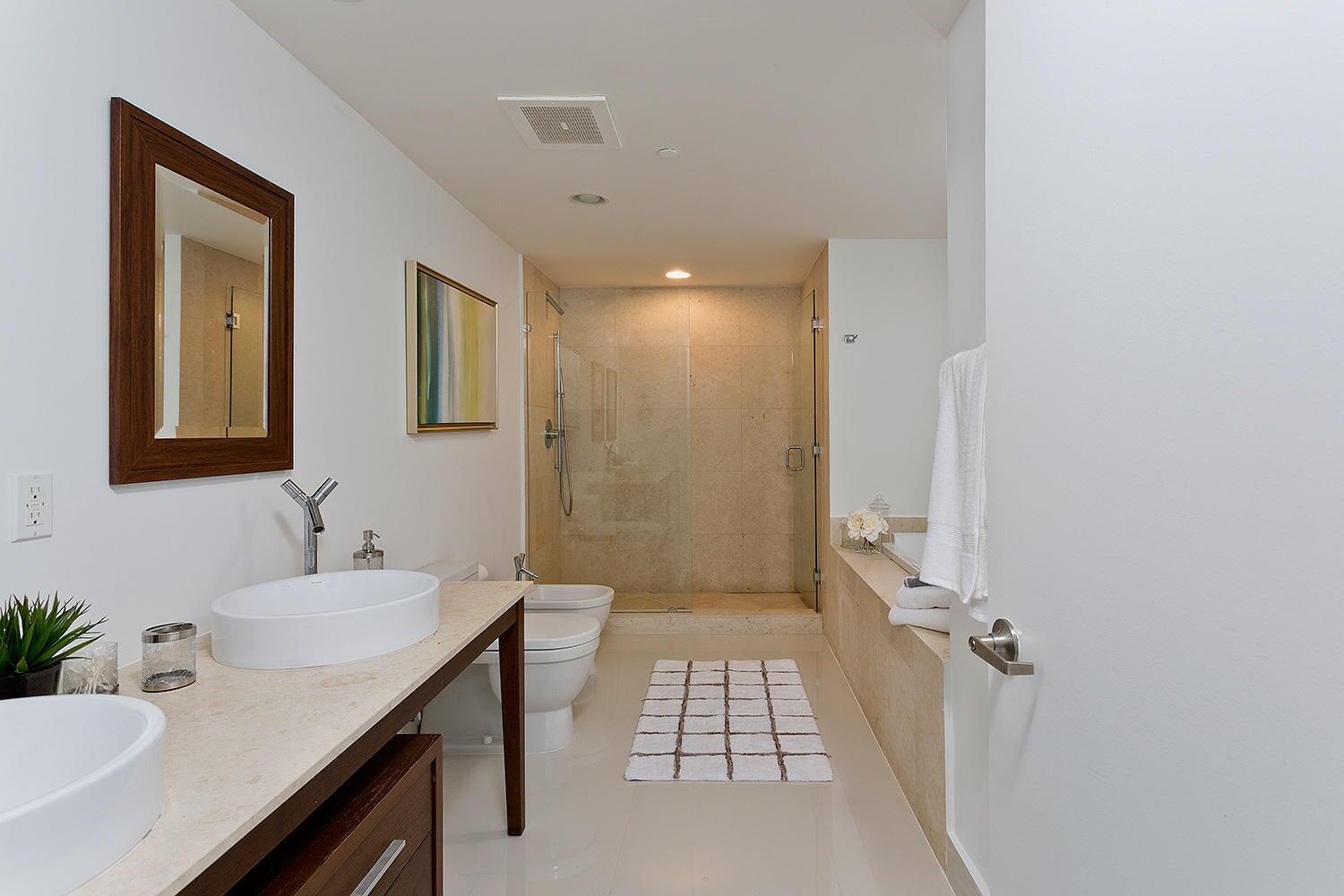 495 Brickell #4010, Miami FL 33131
