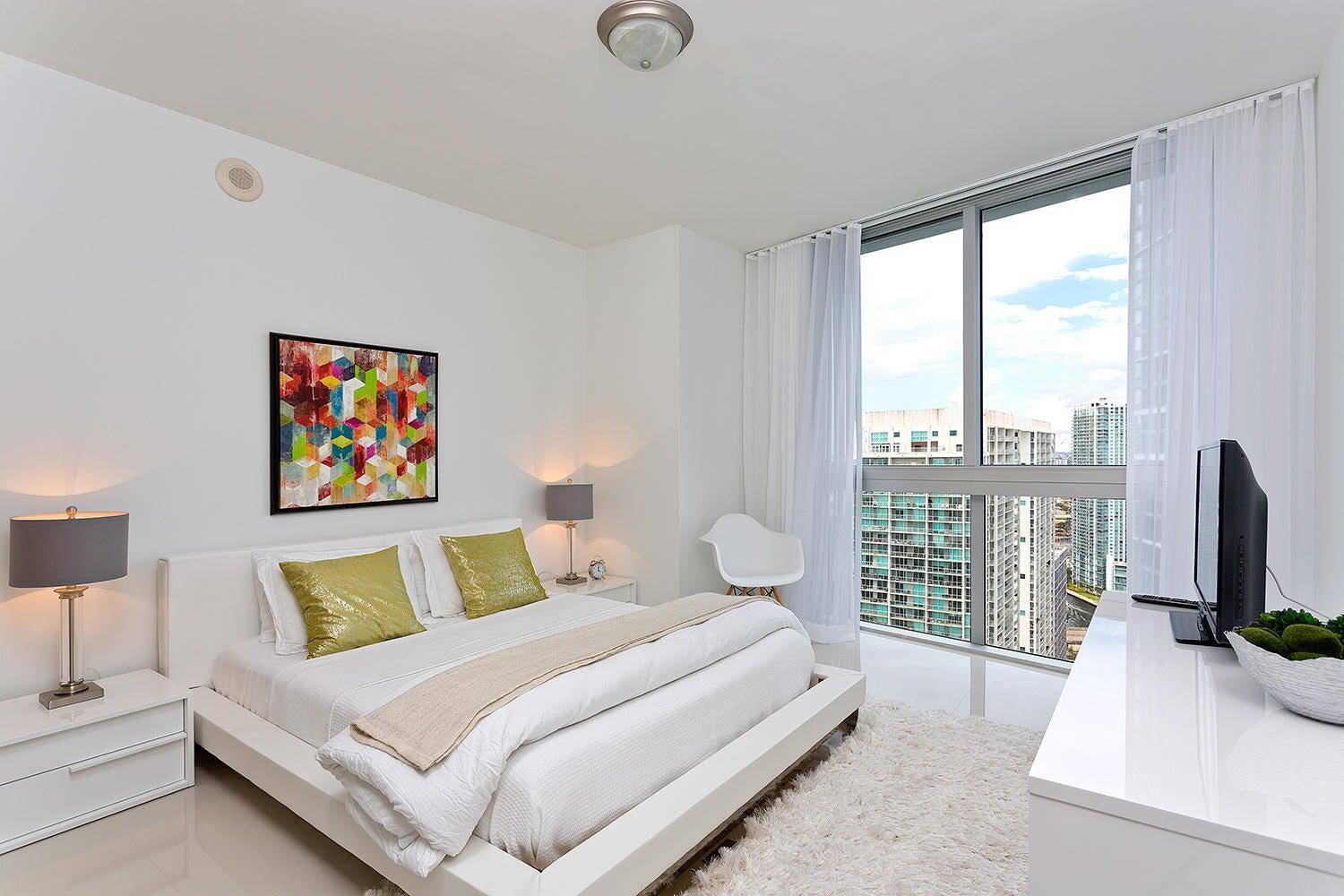 495 Brickell #4010, Miami FL 33131