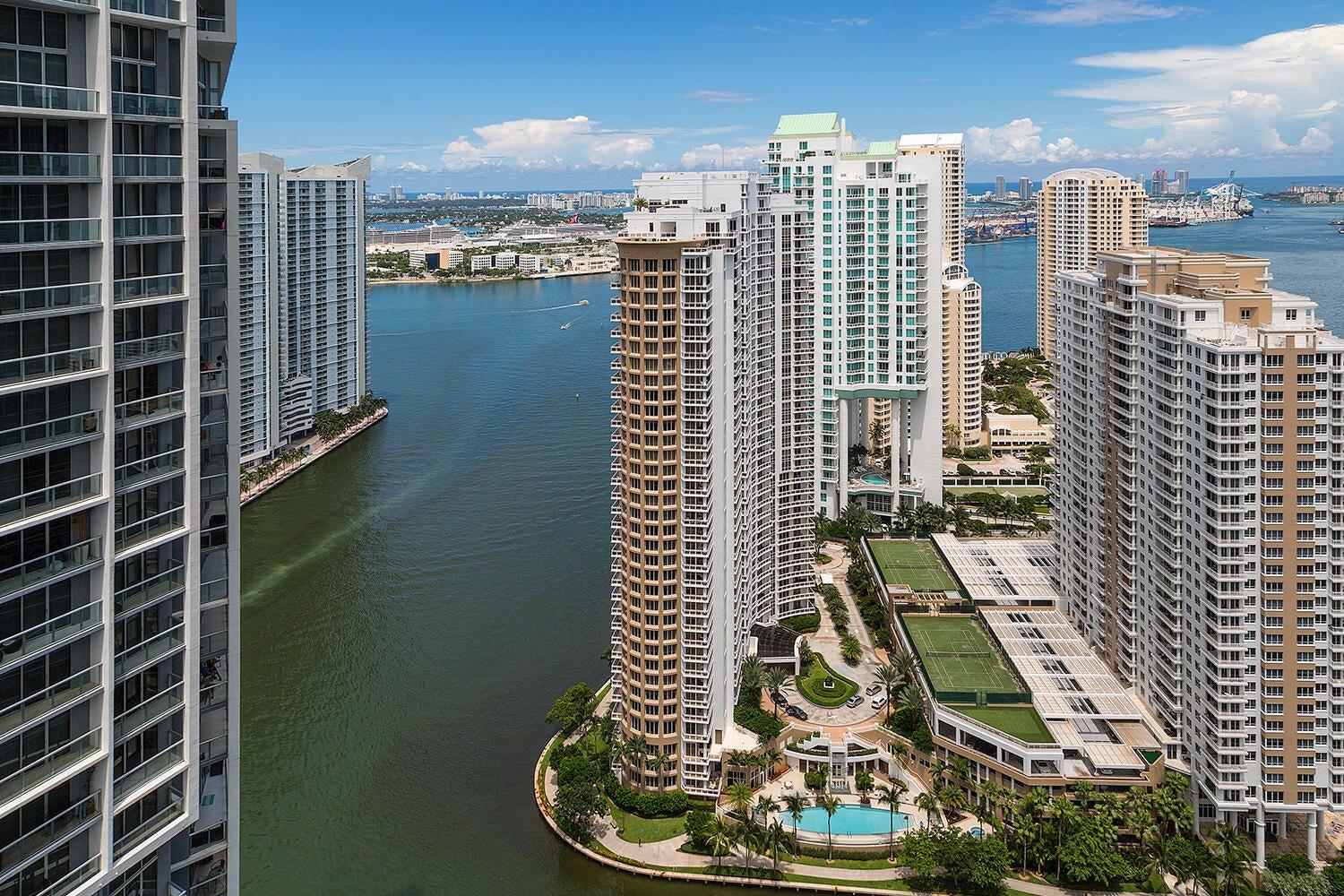 495 Brickell #4010, Miami FL 33131