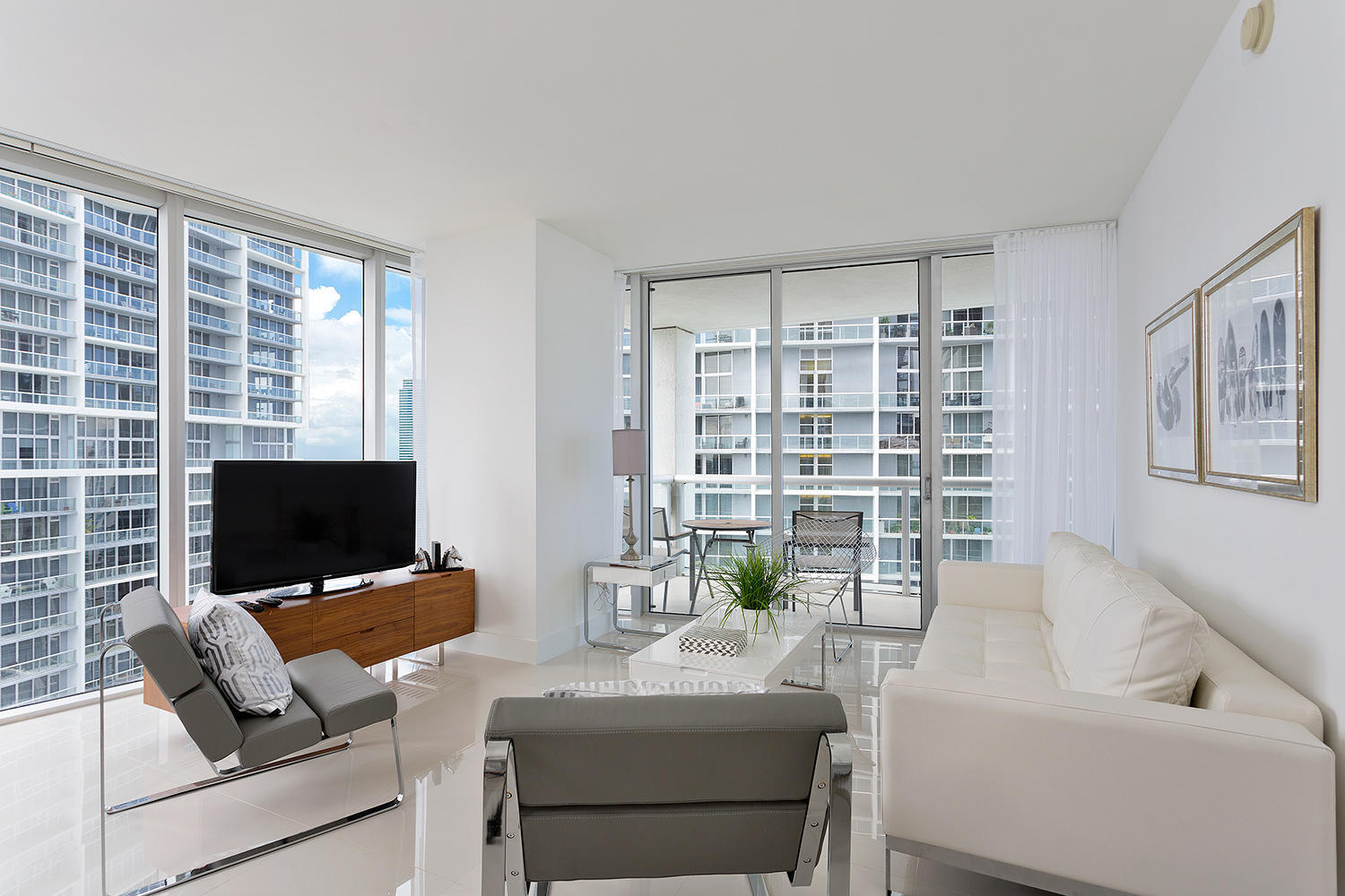 495 Brickell #4010, Miami FL 33131