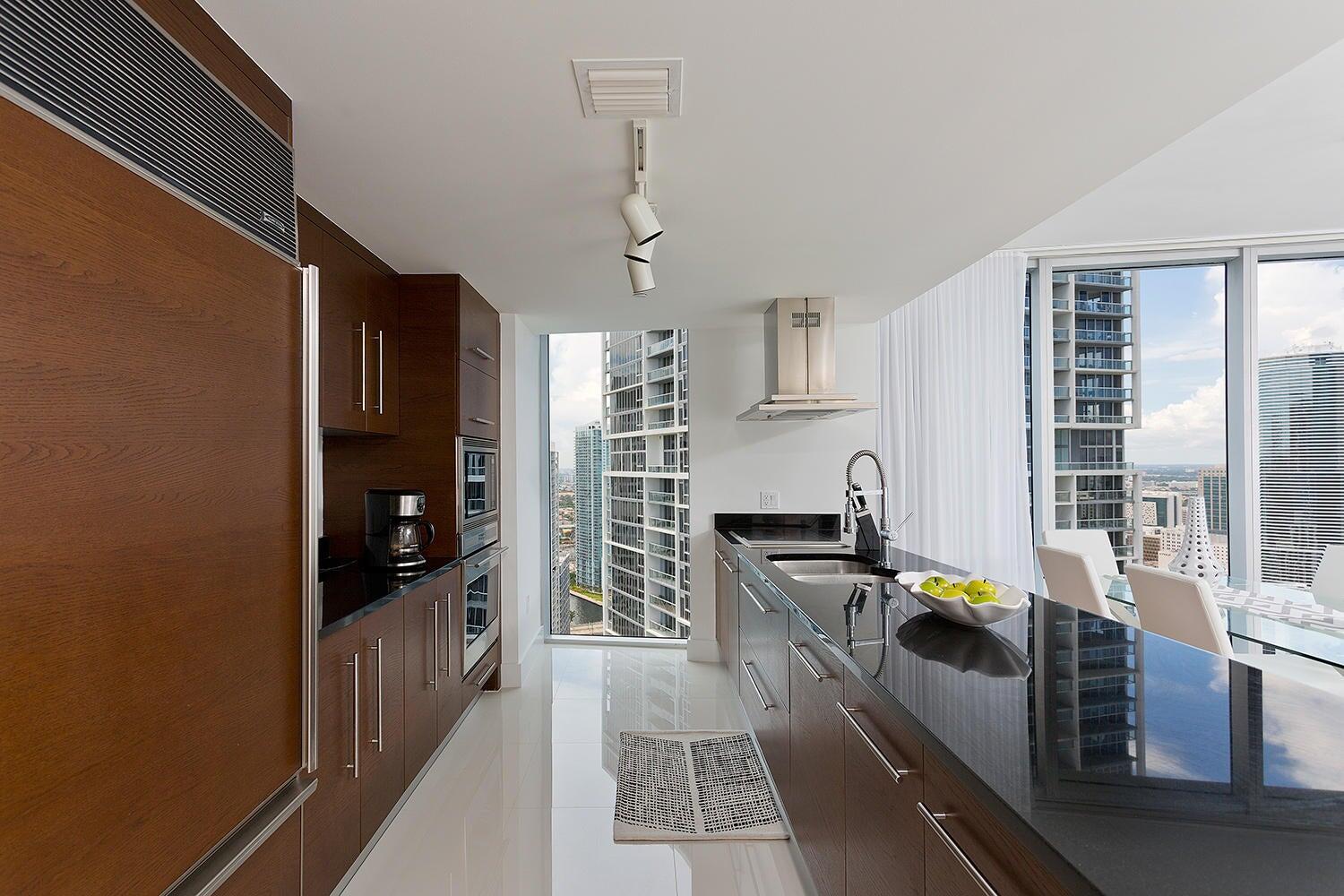 495 Brickell #4010, Miami FL 33131