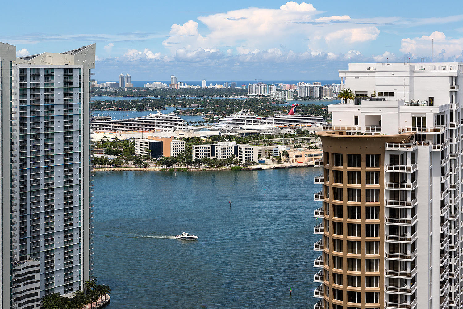 495 Brickell #4010, Miami FL 33131