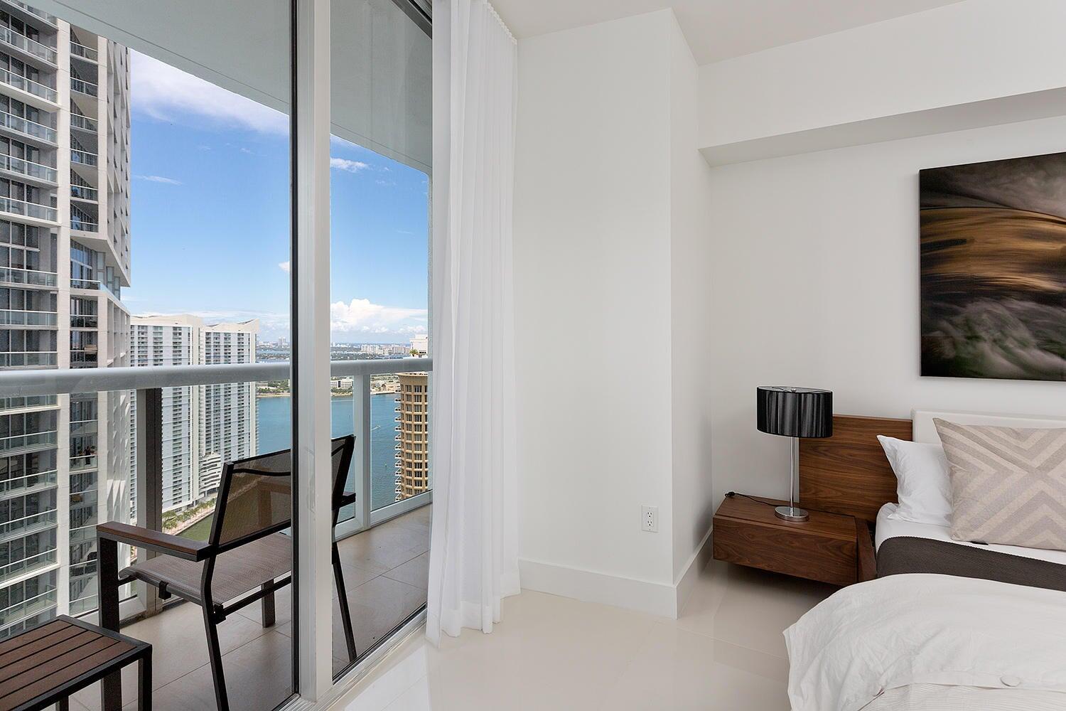 495 Brickell #4010, Miami FL 33131