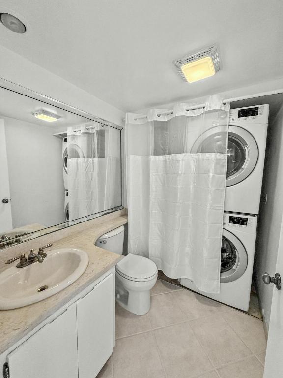 306 3rd, Palm Beach Gardens FL 33418