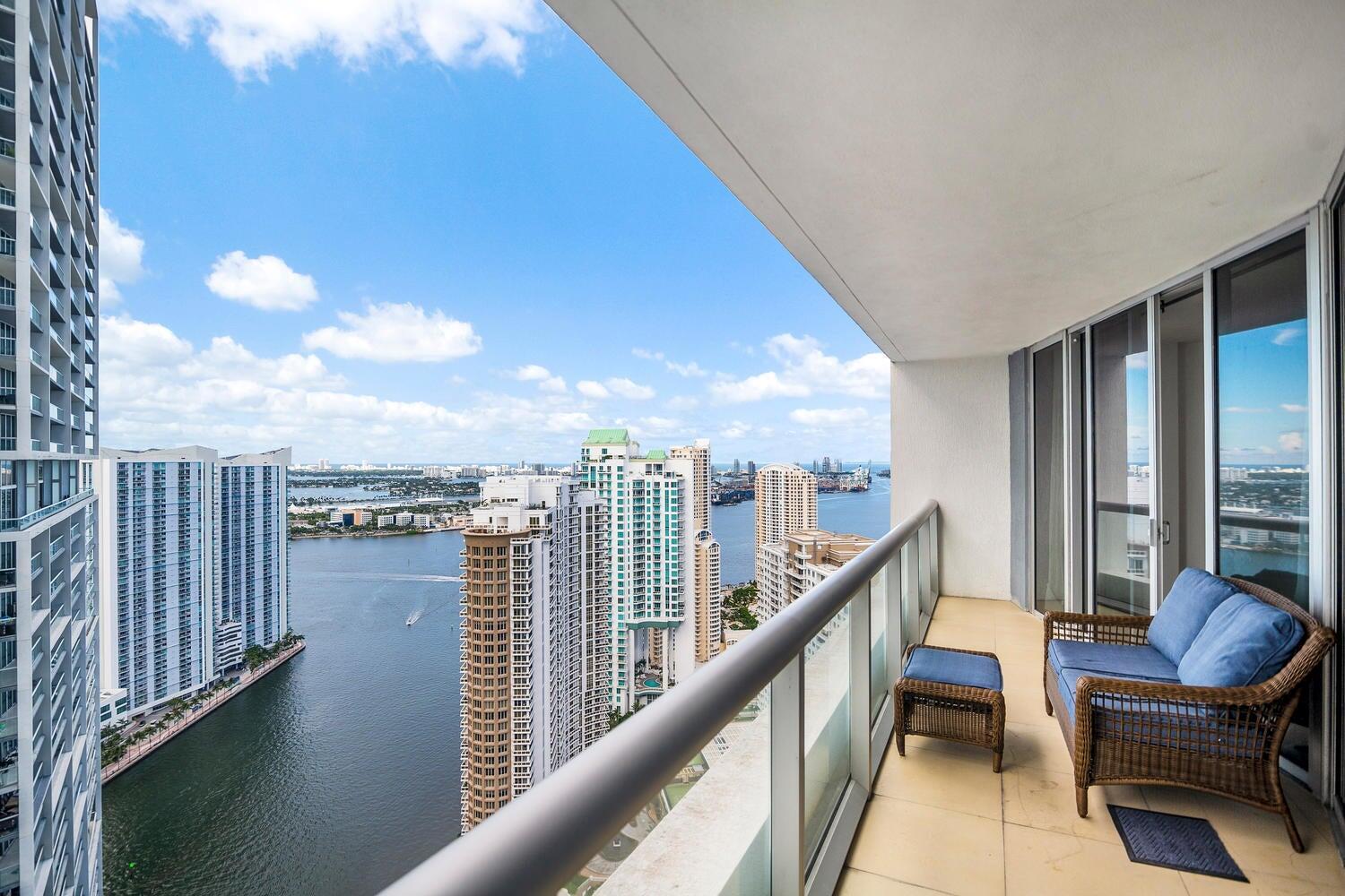 495 Brickell Avenue #4206, Miami FL 33131