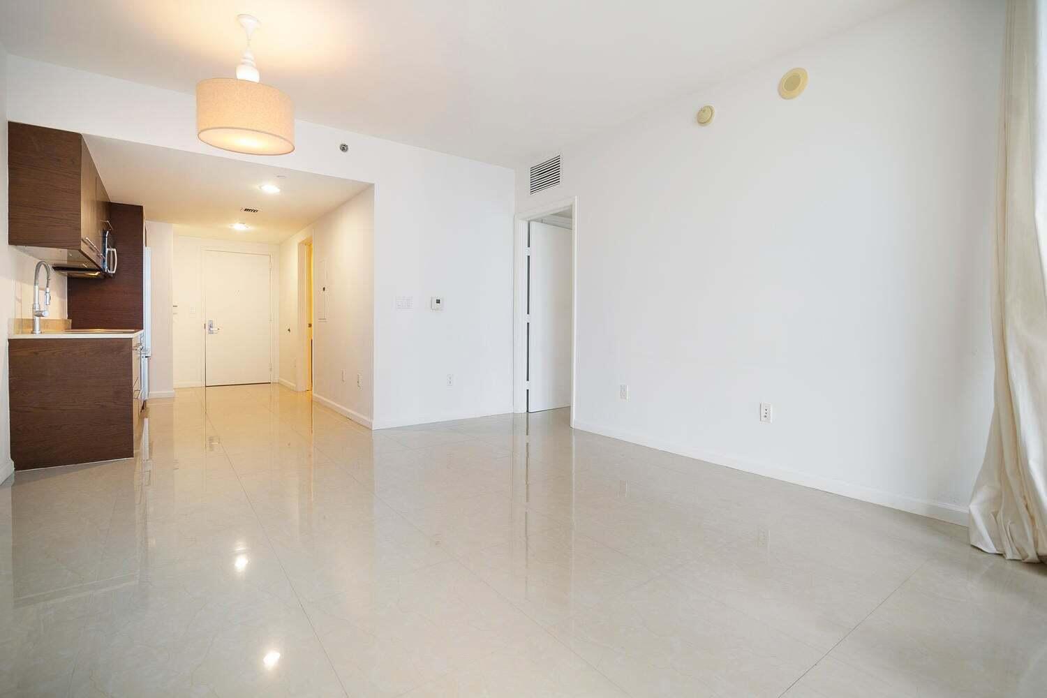 495 Brickell Avenue #4206, Miami FL 33131