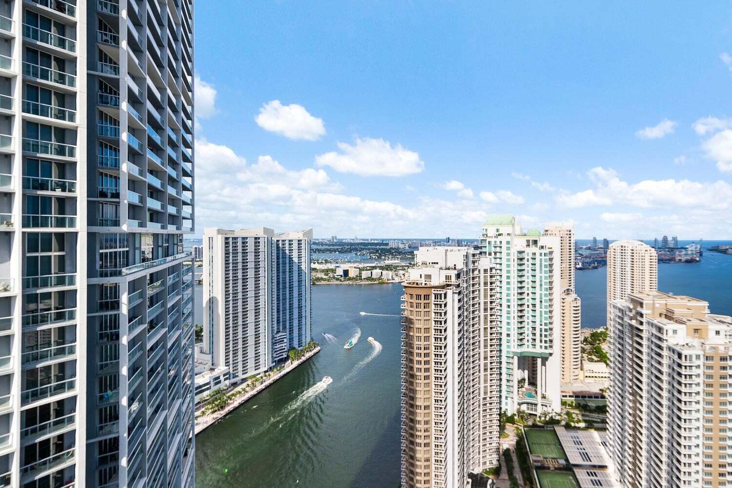 495 Brickell Avenue #4206, Miami FL 33131
