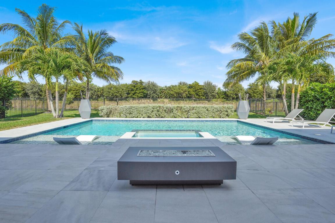 8815 Skyward, Boca Raton FL 33496