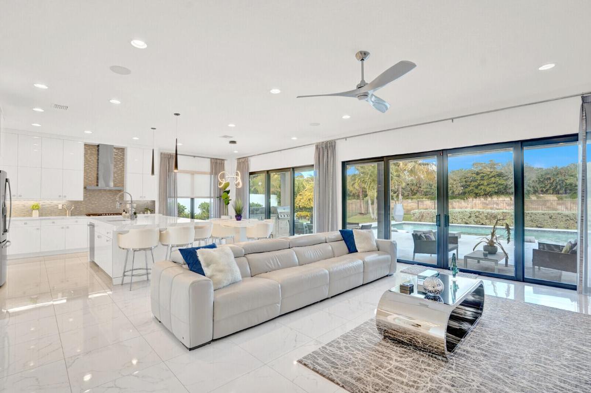 8815 Skyward, Boca Raton FL 33496