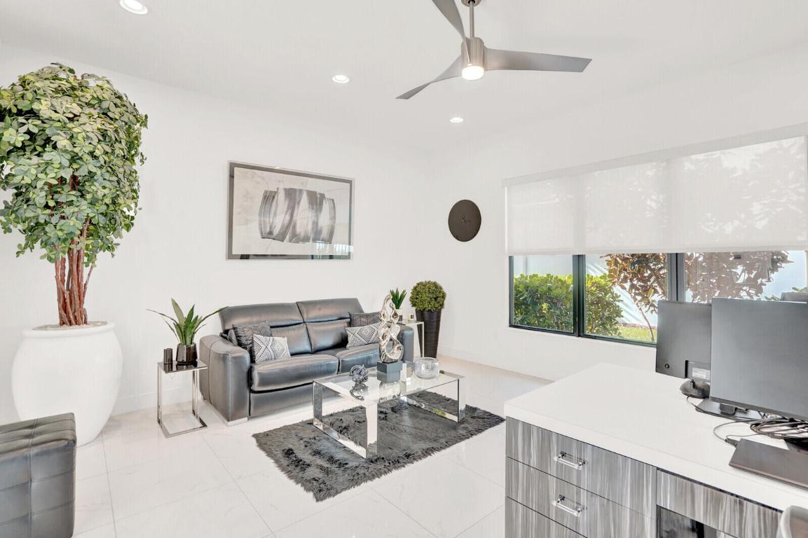 8815 Skyward, Boca Raton FL 33496