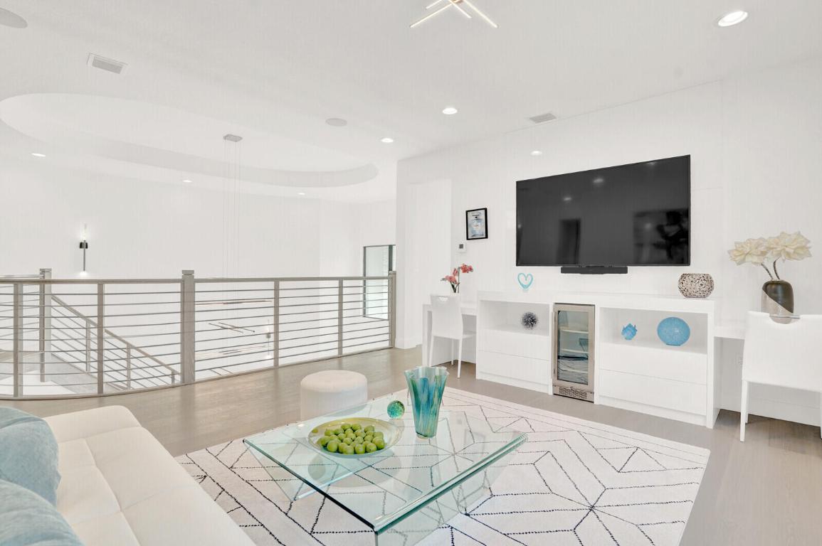8815 Skyward, Boca Raton FL 33496