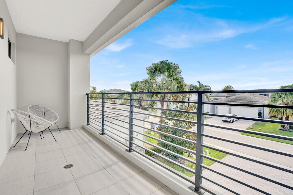 8815 Skyward, Boca Raton FL 33496
