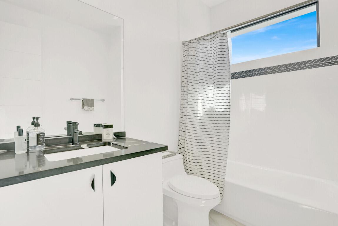 8815 Skyward, Boca Raton FL 33496