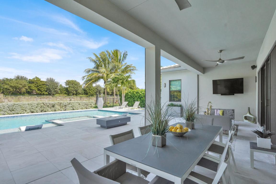 8815 Skyward, Boca Raton FL 33496