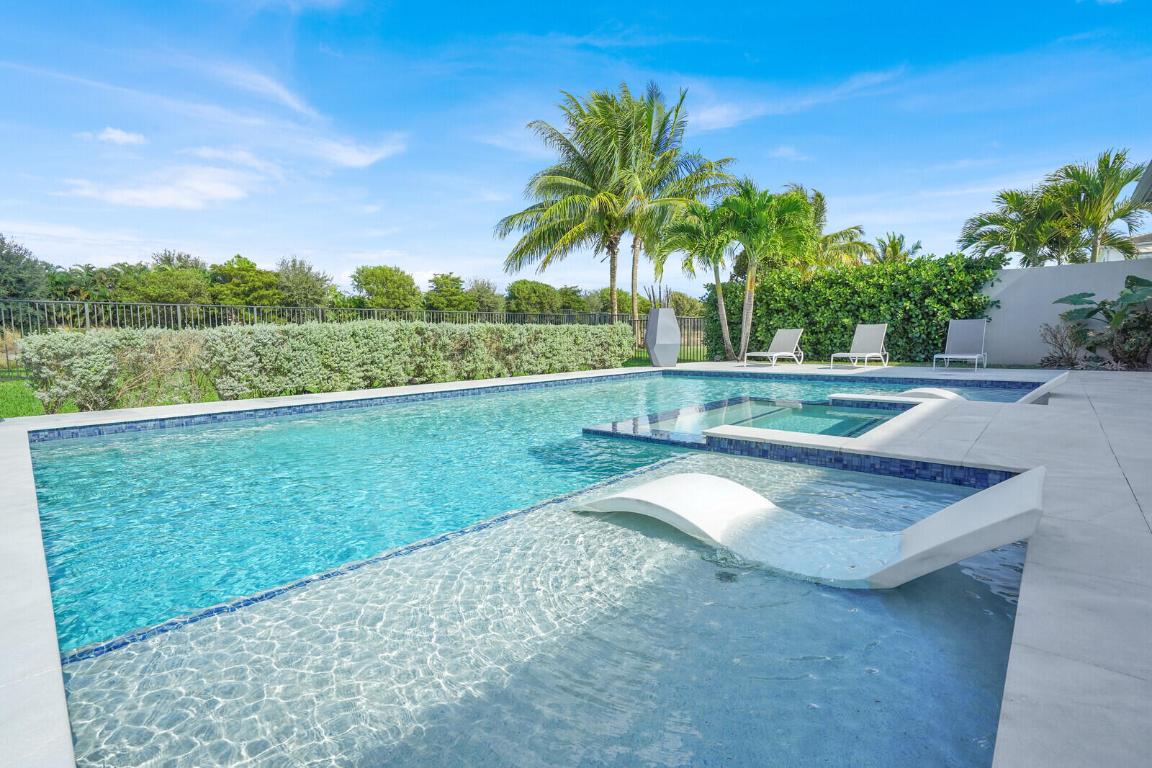 8815 Skyward, Boca Raton FL 33496