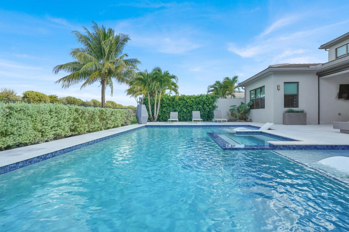 8815 Skyward, Boca Raton FL 33496
