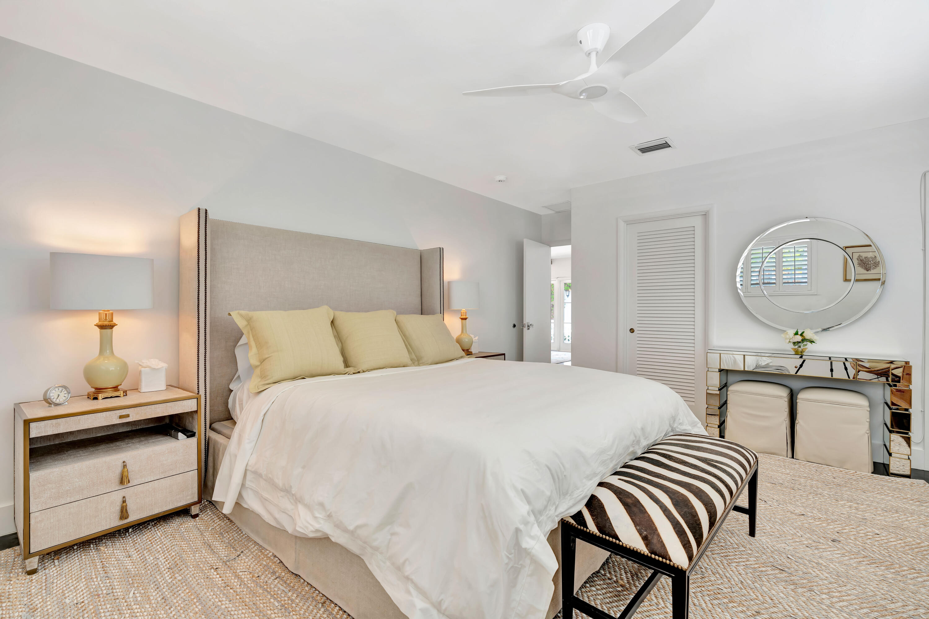 136 Worth, West Palm Beach FL 33405