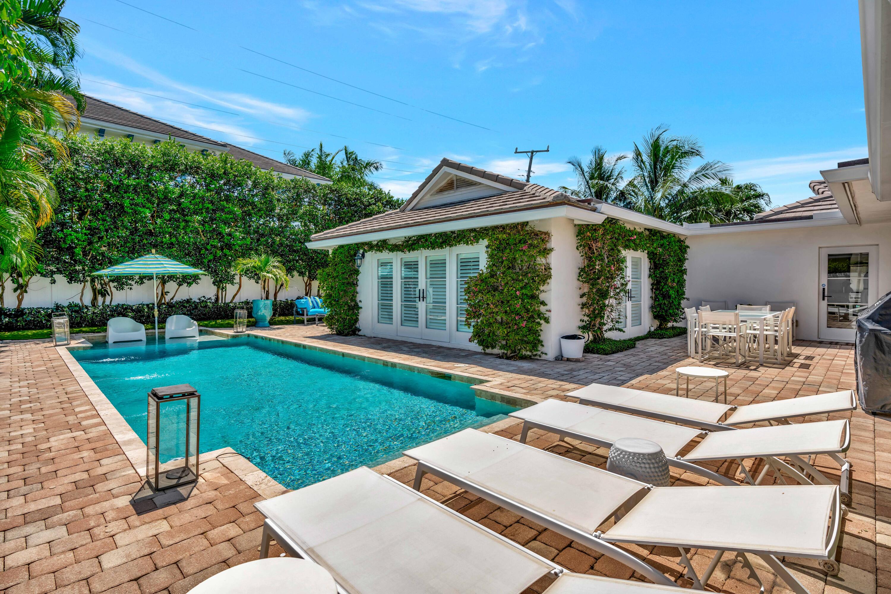 136 Worth, West Palm Beach FL 33405