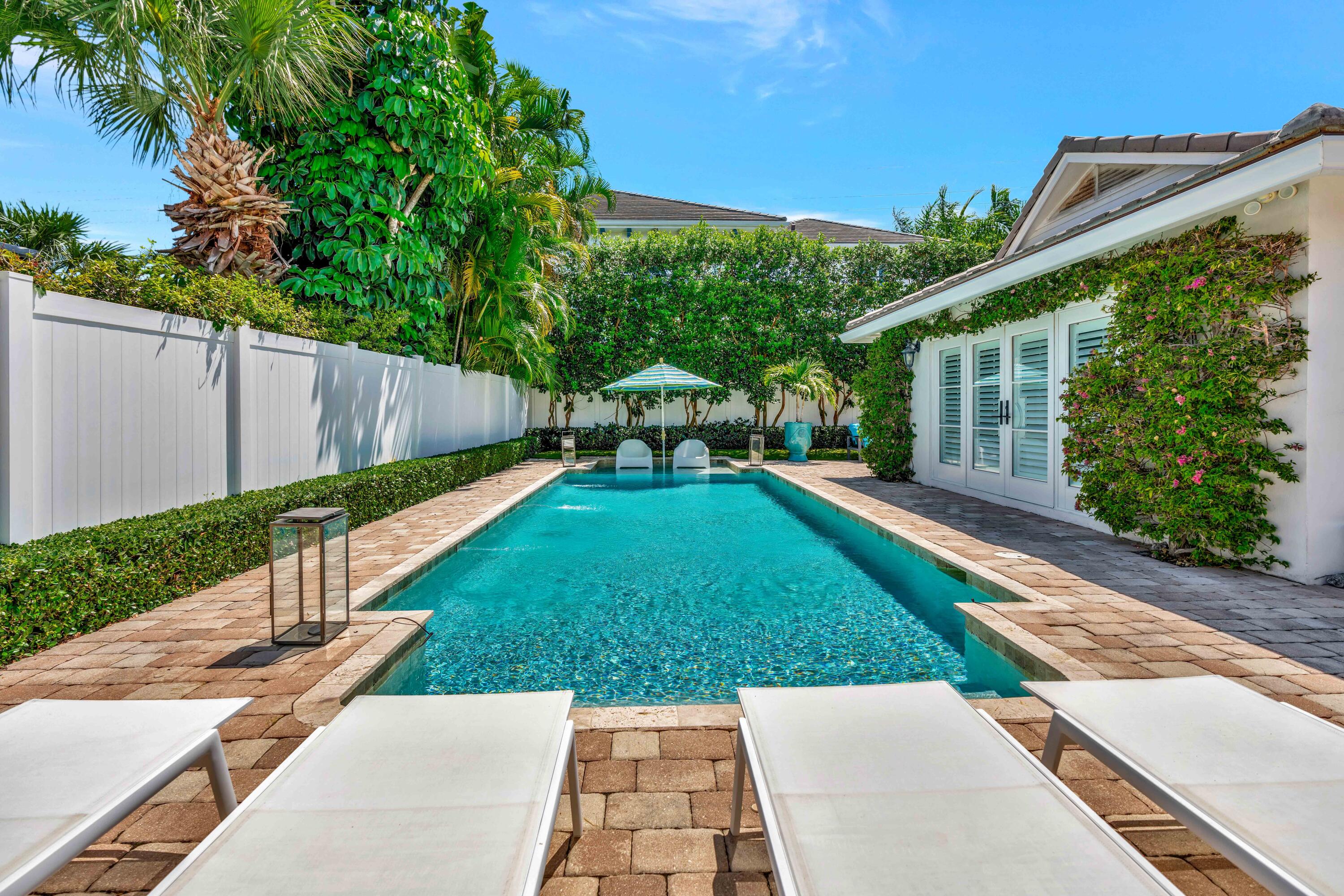 136 Worth, West Palm Beach FL 33405