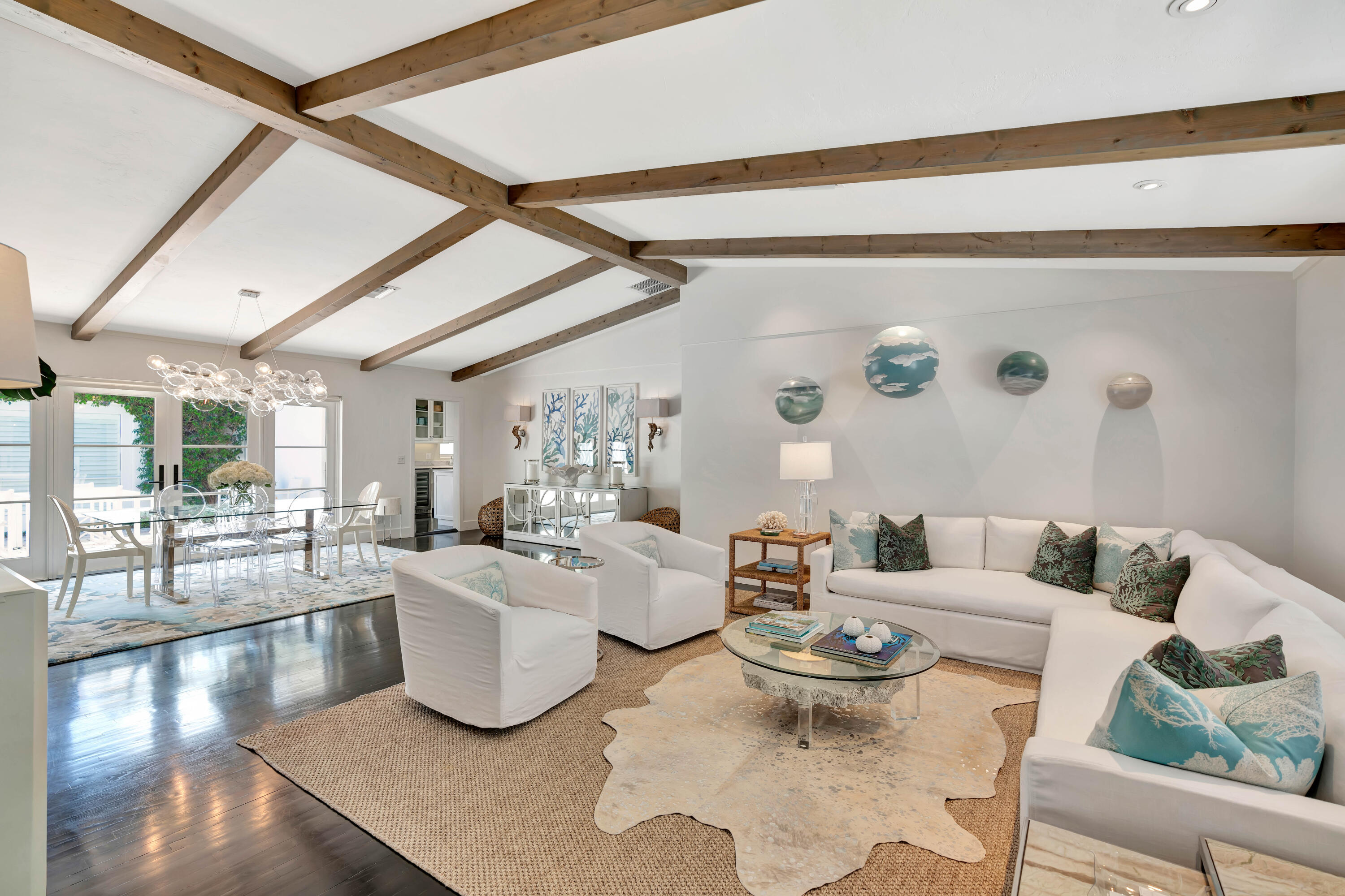 136 Worth, West Palm Beach FL 33405