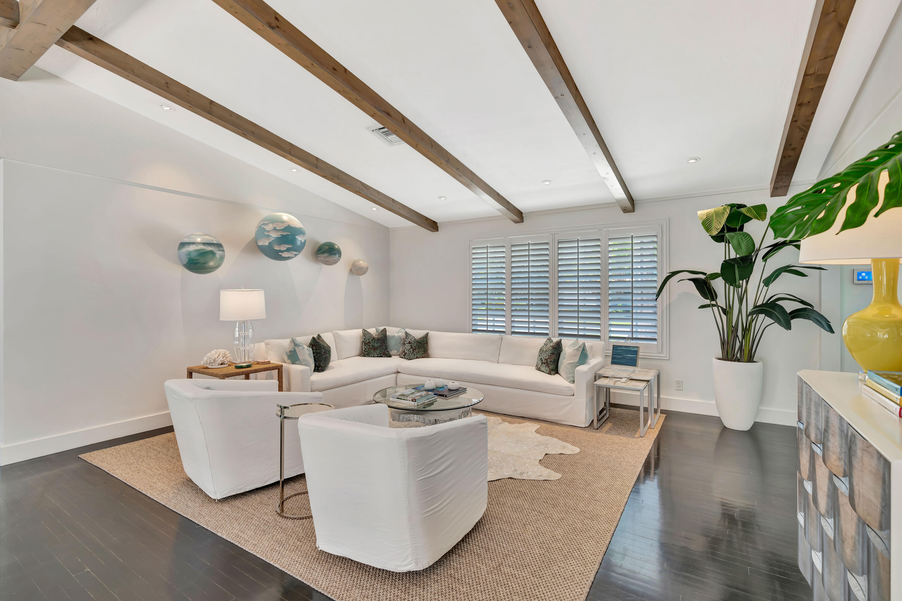 136 Worth, West Palm Beach FL 33405