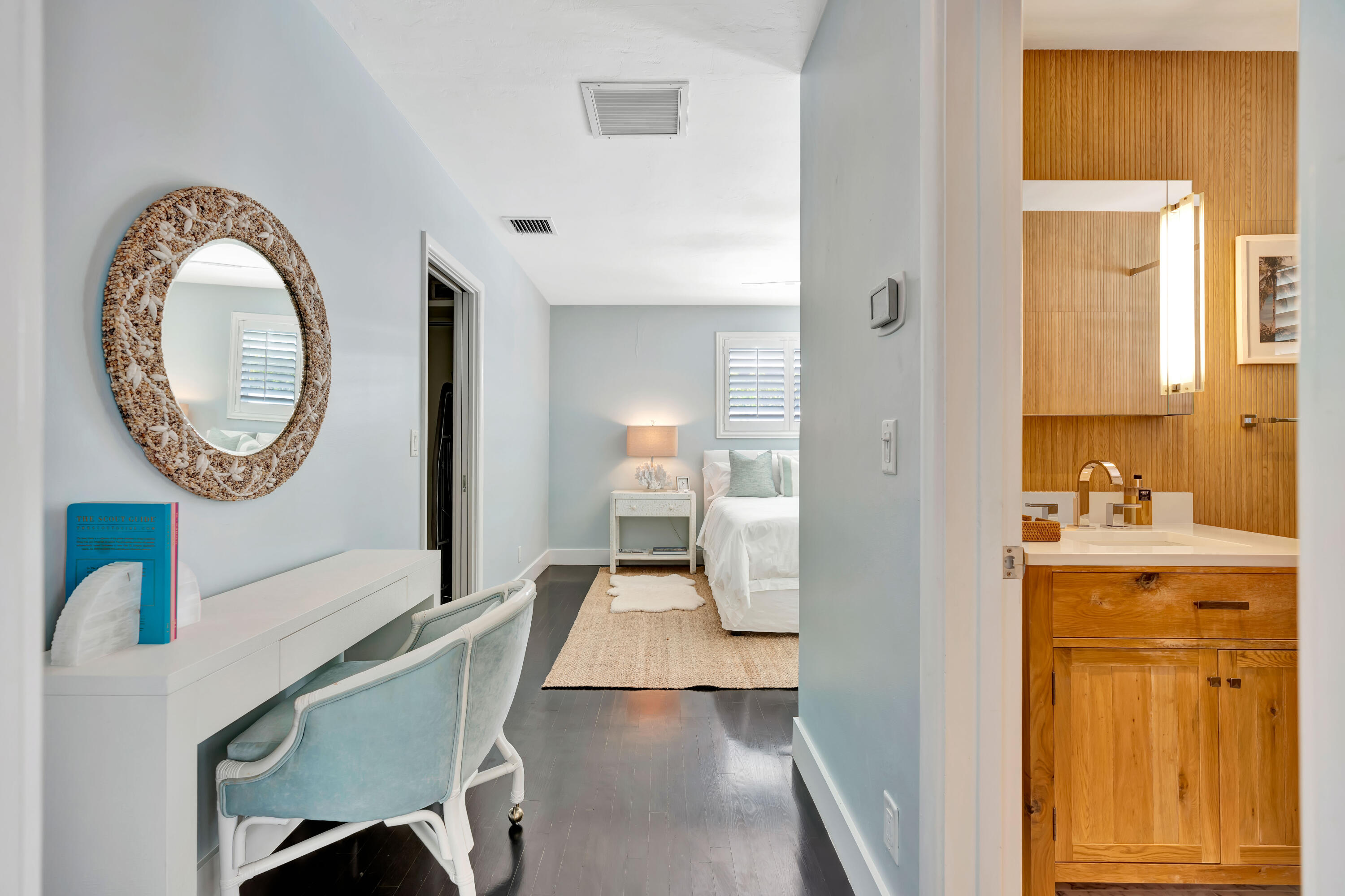 136 Worth, West Palm Beach FL 33405