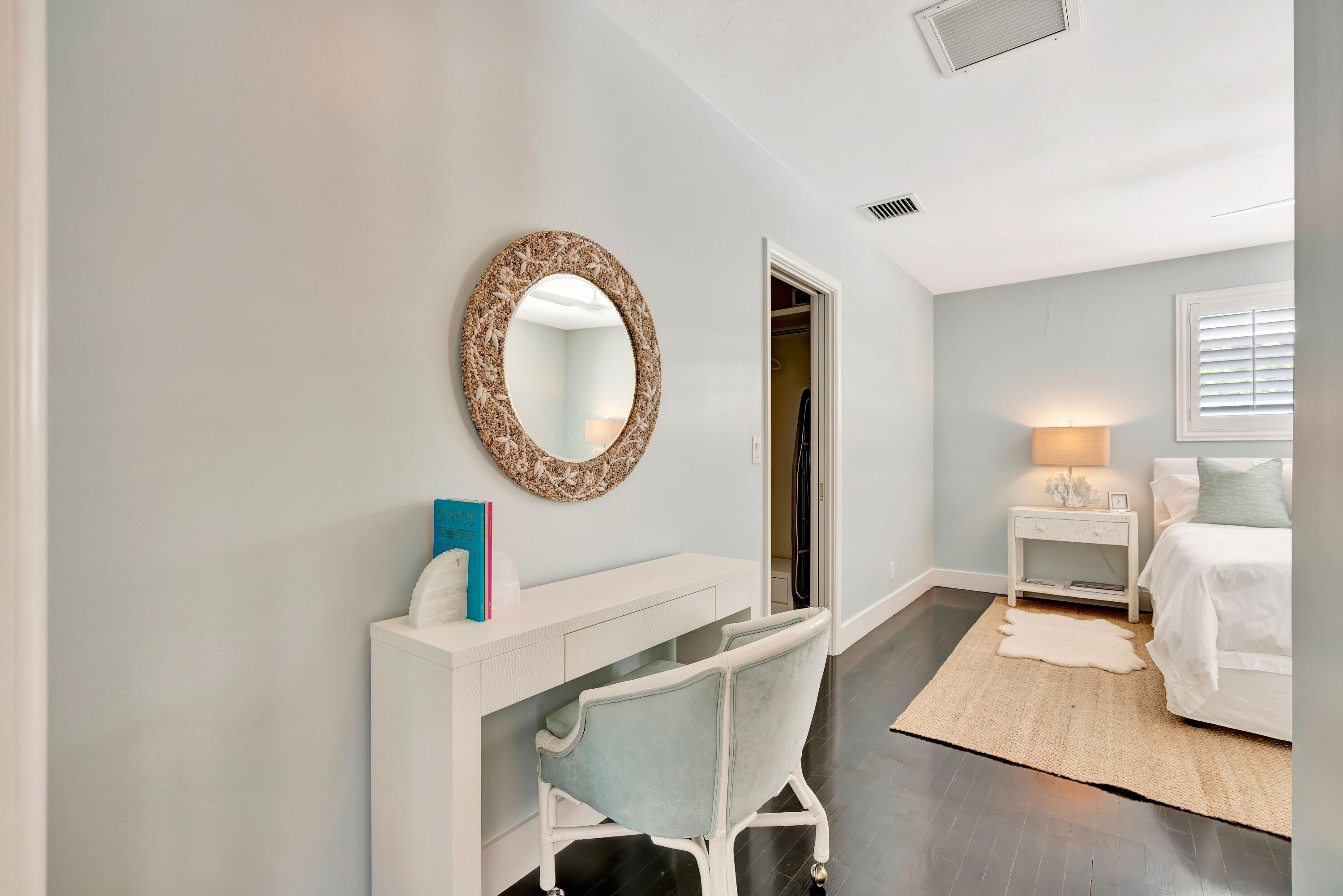 136 Worth, West Palm Beach FL 33405