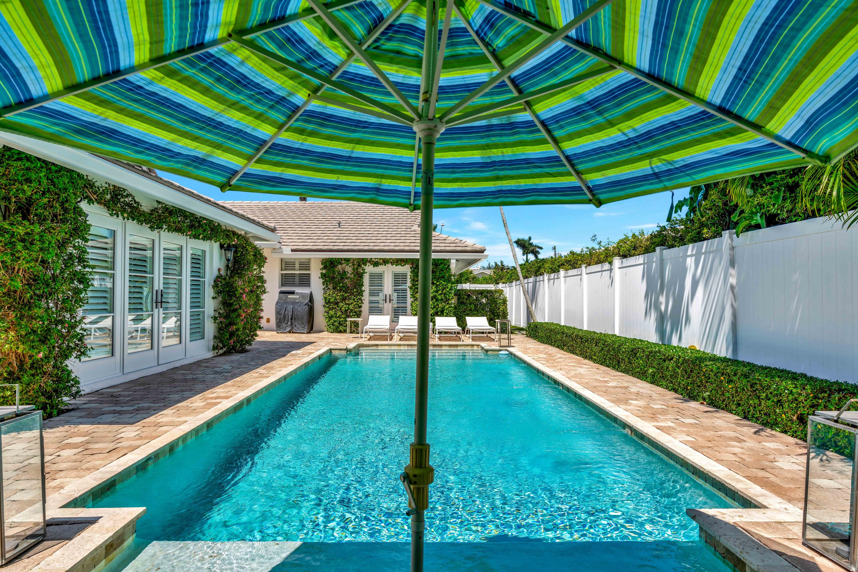 136 Worth, West Palm Beach FL 33405