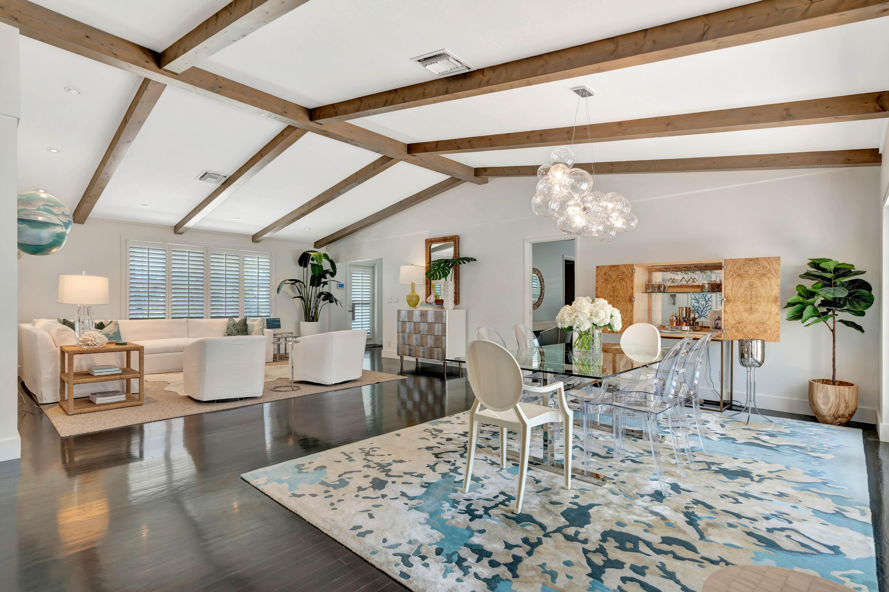136 Worth, West Palm Beach FL 33405