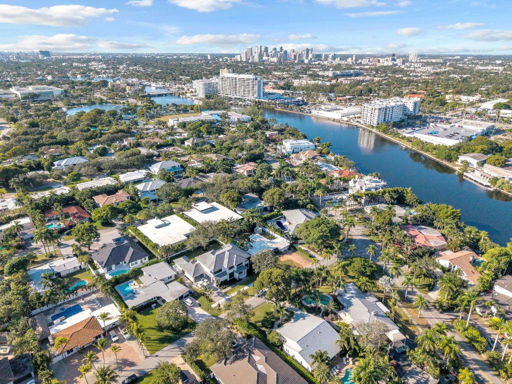 2401 NE 13th, Fort Lauderdale FL 33304