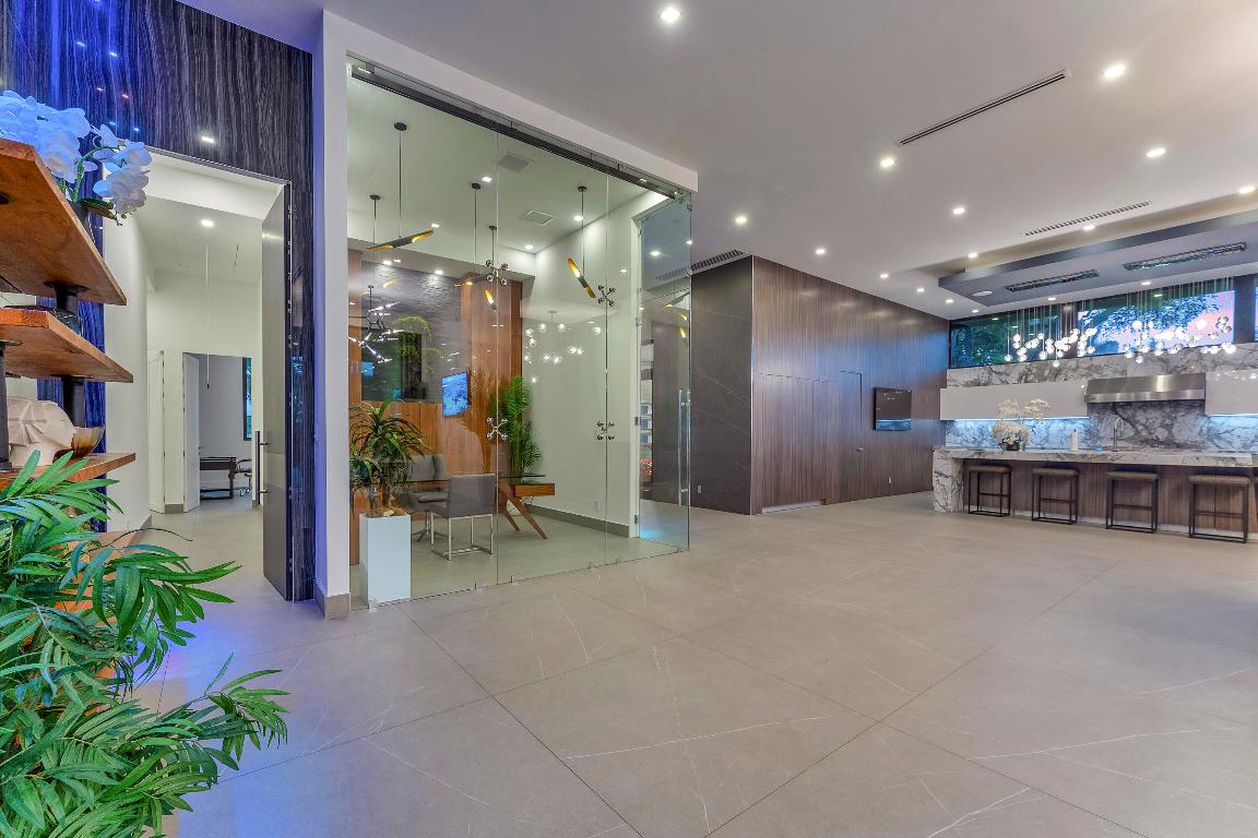 2401 NE 13th, Fort Lauderdale FL 33304